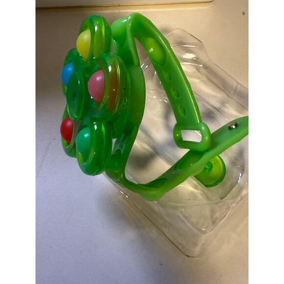 GlowSpin LED Fidget Spinner Bracelet - Green - NEW in BOX - Picture 3 of 4